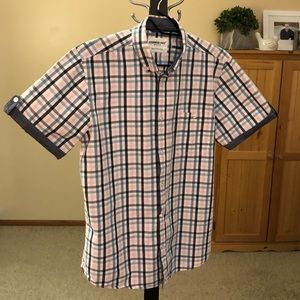 Short sleeve button down shirt.